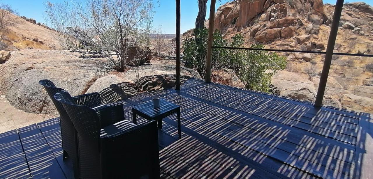 Ondudu Safari Lodge Omaruru Eksteriør billede
