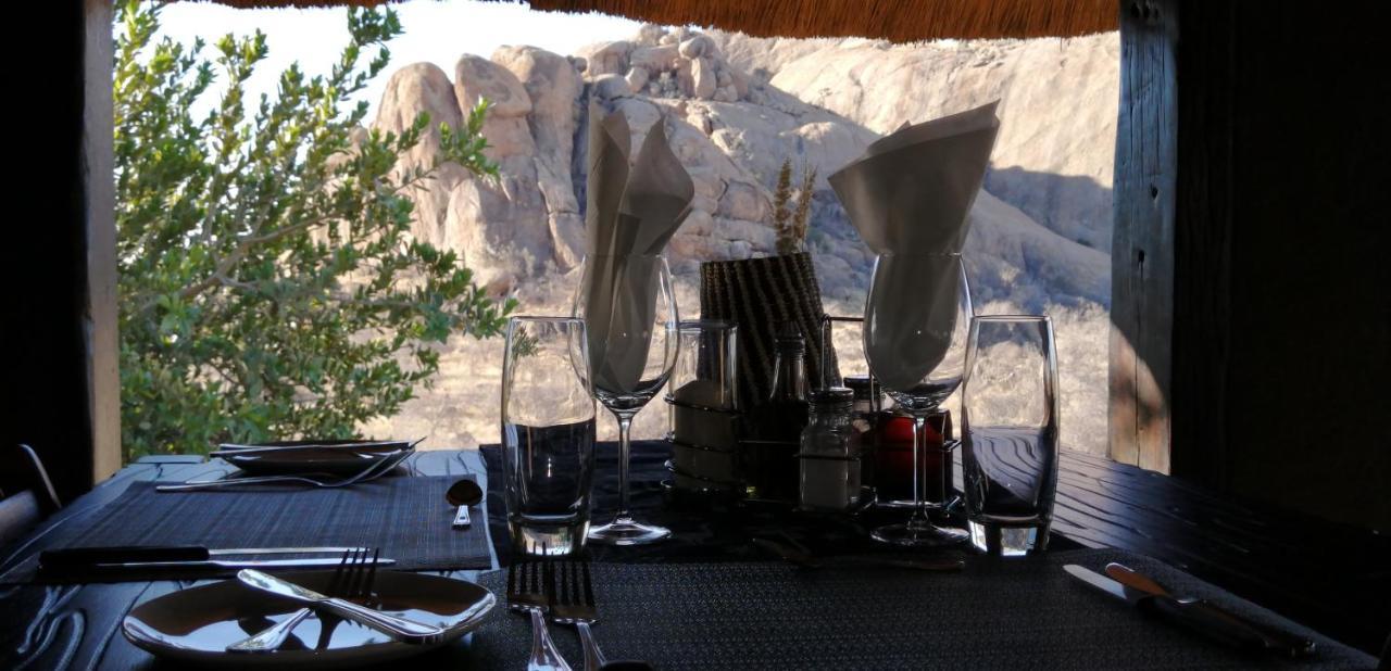 Ondudu Safari Lodge Omaruru Eksteriør billede