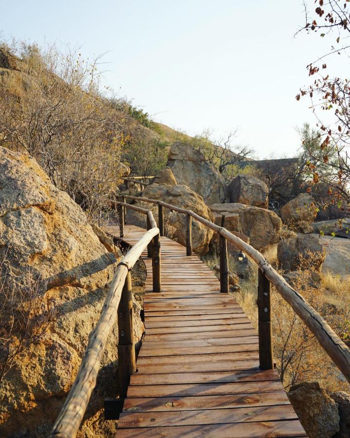 Ondudu Safari Lodge Omaruru Eksteriør billede