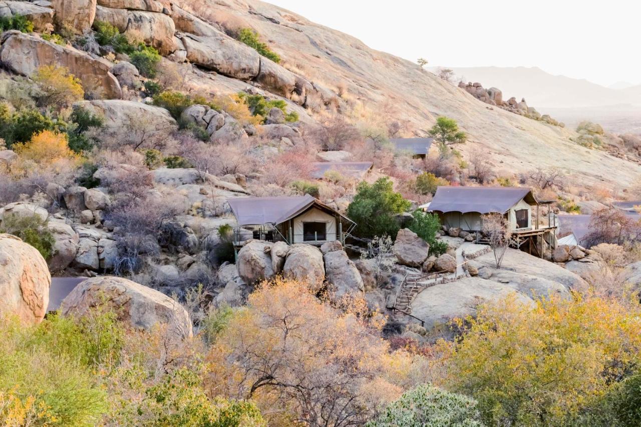 Ondudu Safari Lodge Omaruru Eksteriør billede