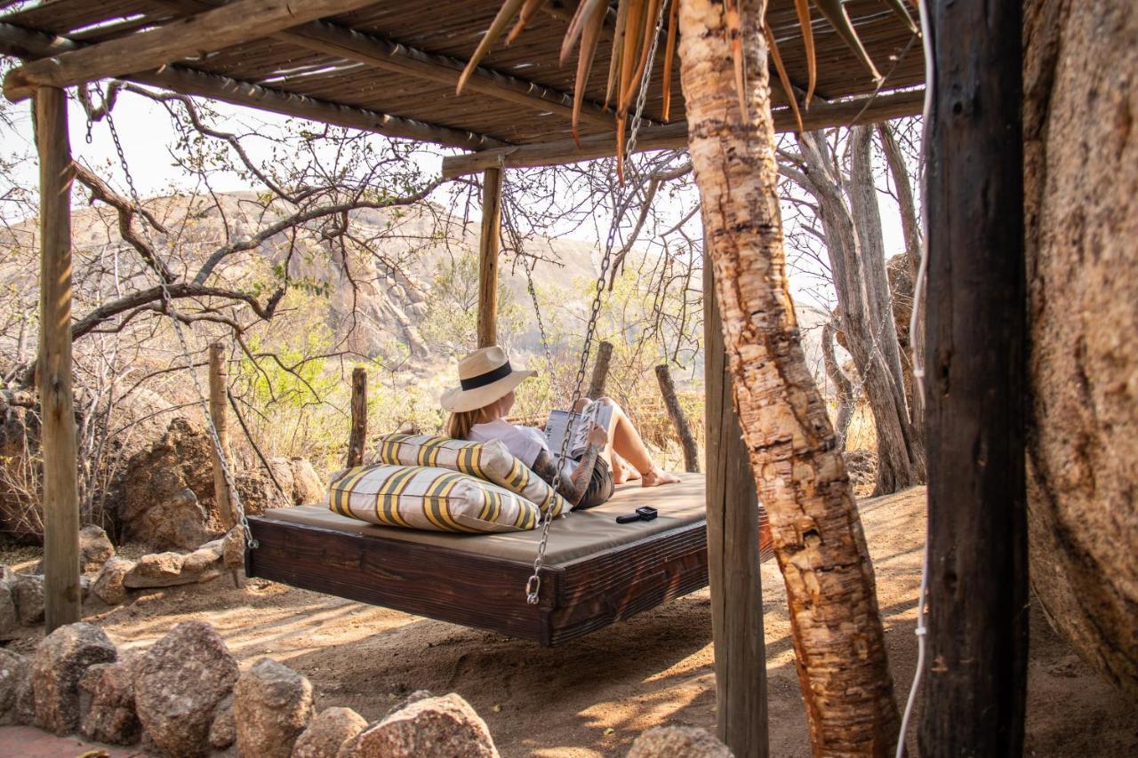 Ondudu Safari Lodge Omaruru Eksteriør billede