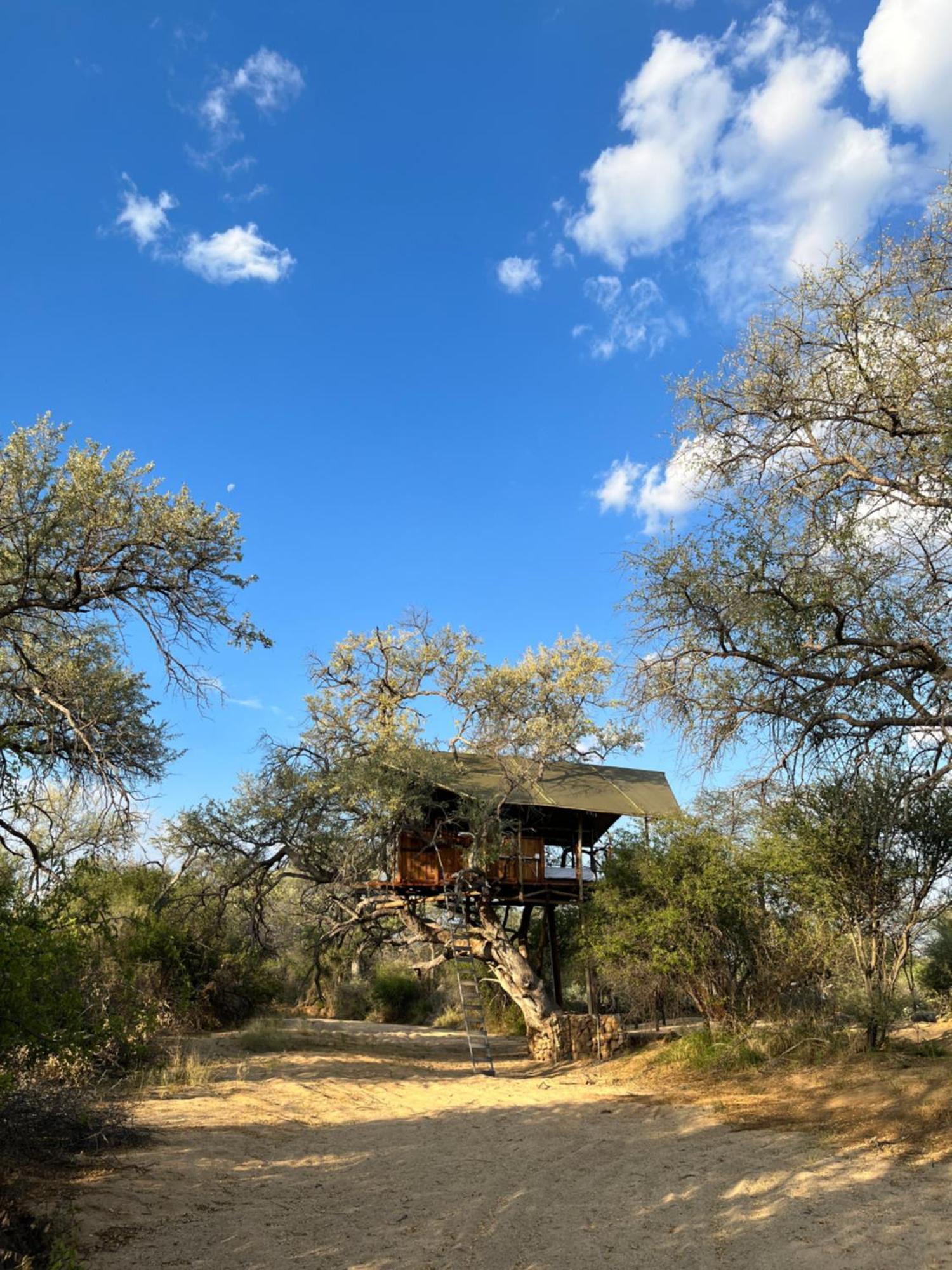 Ondudu Safari Lodge Omaruru Eksteriør billede