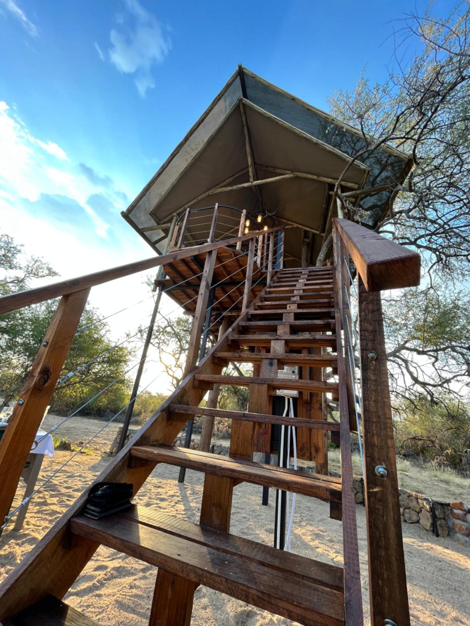 Ondudu Safari Lodge Omaruru Eksteriør billede