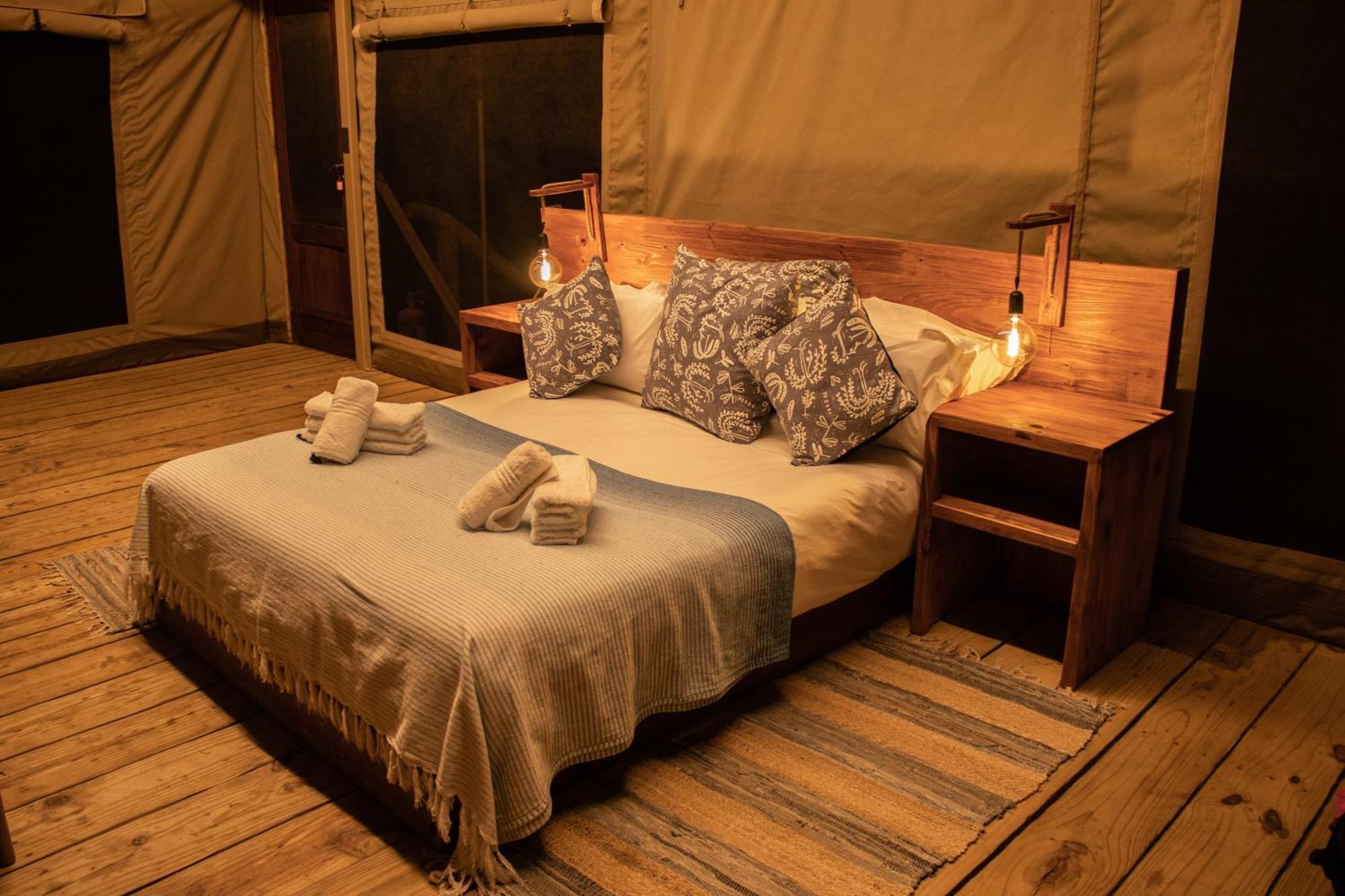 Ondudu Safari Lodge Omaruru Eksteriør billede